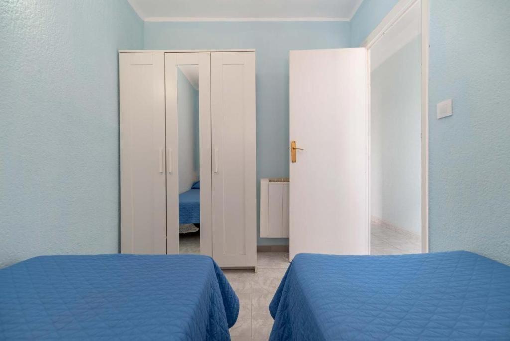 קסטלדפלס Apartamentos Denis מראה חיצוני תמונה