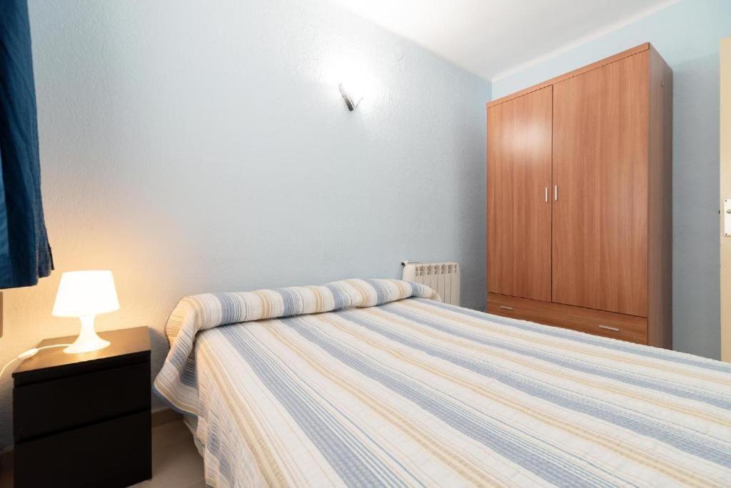 קסטלדפלס Apartamentos Denis מראה חיצוני תמונה